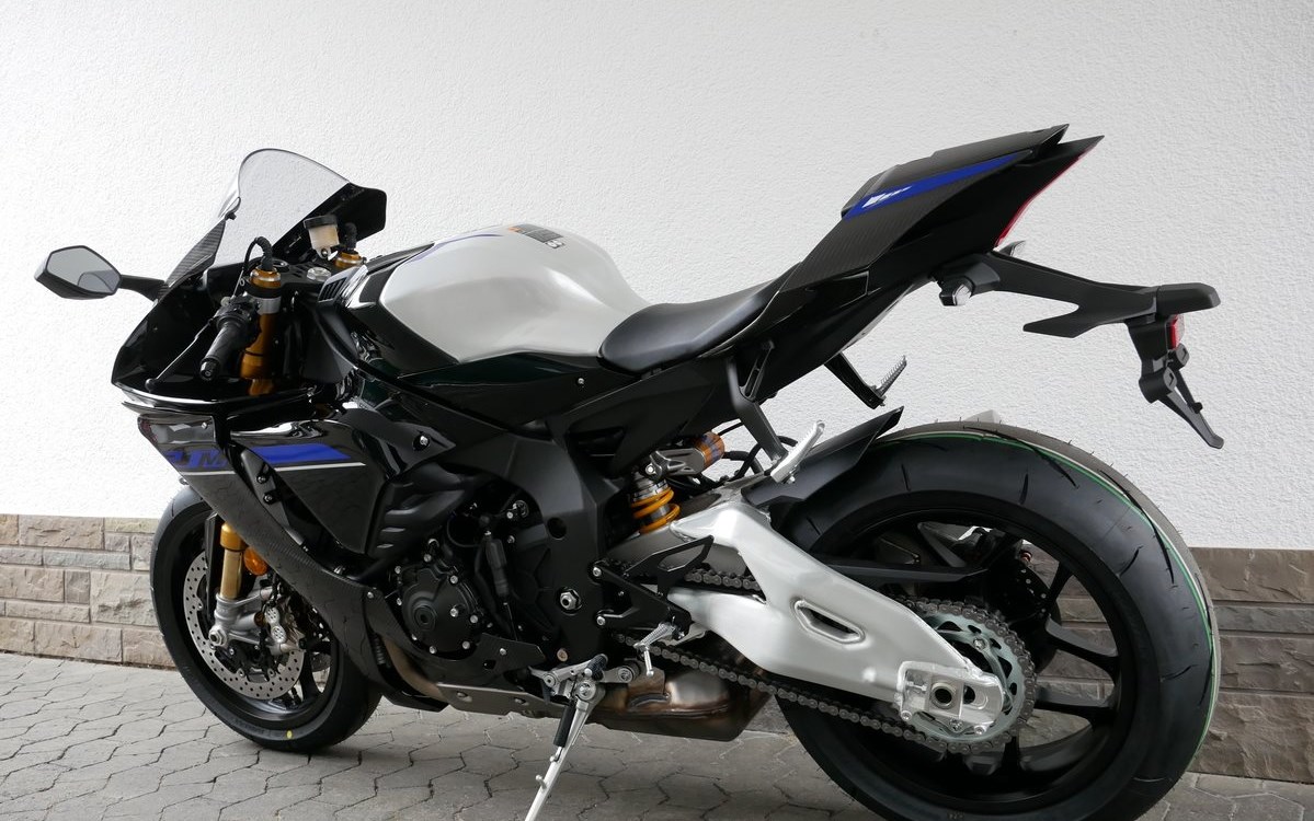 Angebot Yamaha R1M