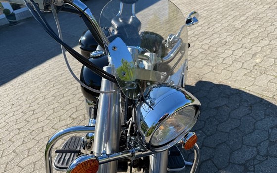 Gebrauchtmotorrad Yamaha XV 1700 Road Star - Bild 14