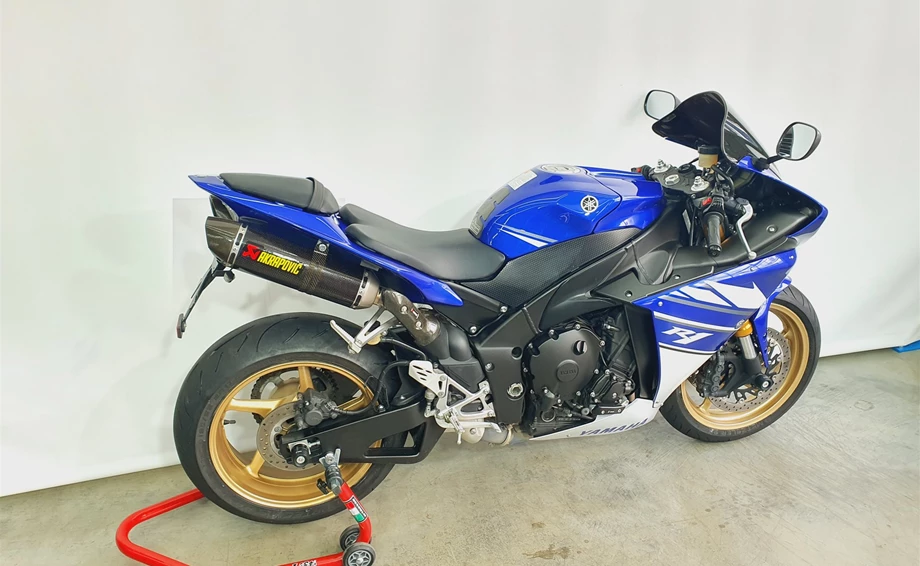 Angebot Yamaha R1 Bild 3: Angebot Yamaha R1