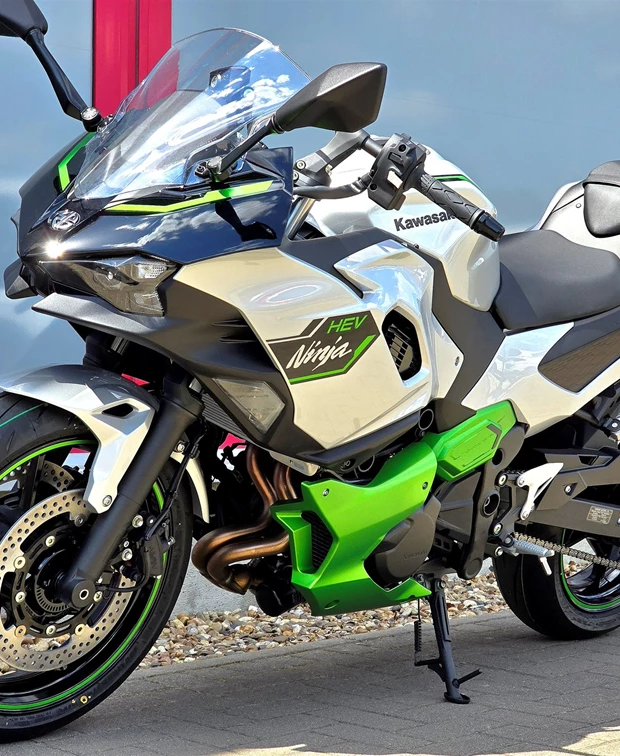 Kawasaki Ninja 7 Hybrid<br />die Neuheit mit E-Boost zum Mega Preis!!!