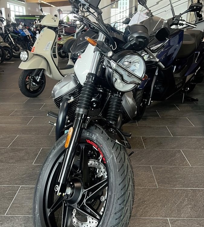 Angebot Moto Guzzi V7 II Stone