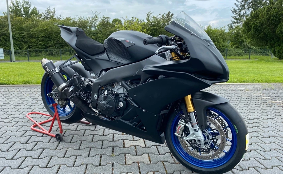 Angebot Aprilia RSV 1000 R (RSV Mille R) Bild 1: Angebot Aprilia RSV 1000 R (RSV Mille R)