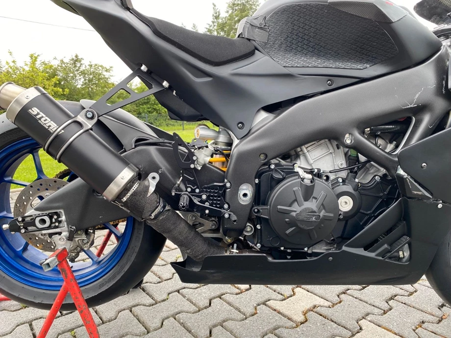 Angebot Aprilia RSV 1000 R (RSV Mille R) Bild 2: Angebot Aprilia RSV 1000 R (RSV Mille R)