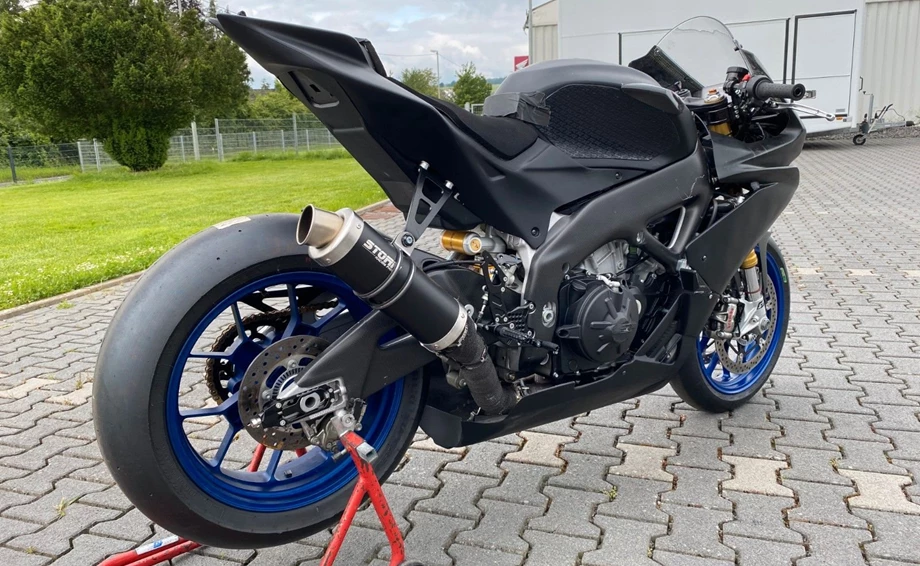 Angebot Aprilia RSV 1000 R (RSV Mille R) Bild 3: Angebot Aprilia RSV 1000 R (RSV Mille R)