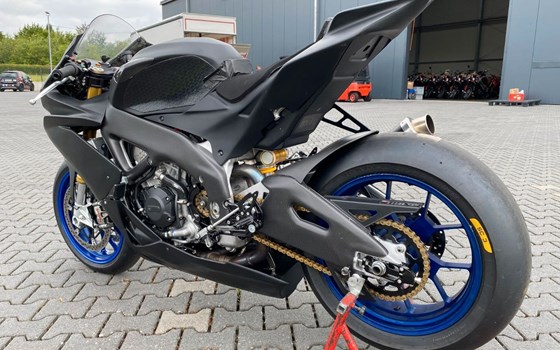 Gebrauchtmotorrad Aprilia RSV 1000 R (RSV Mille R) - Bild 6