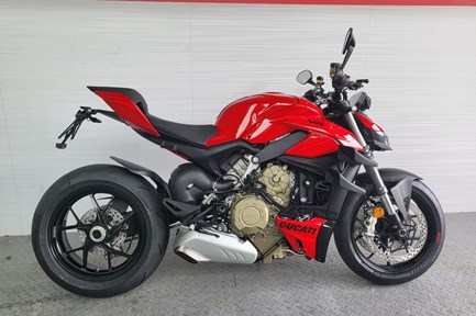 Ducati Streetfighter V4