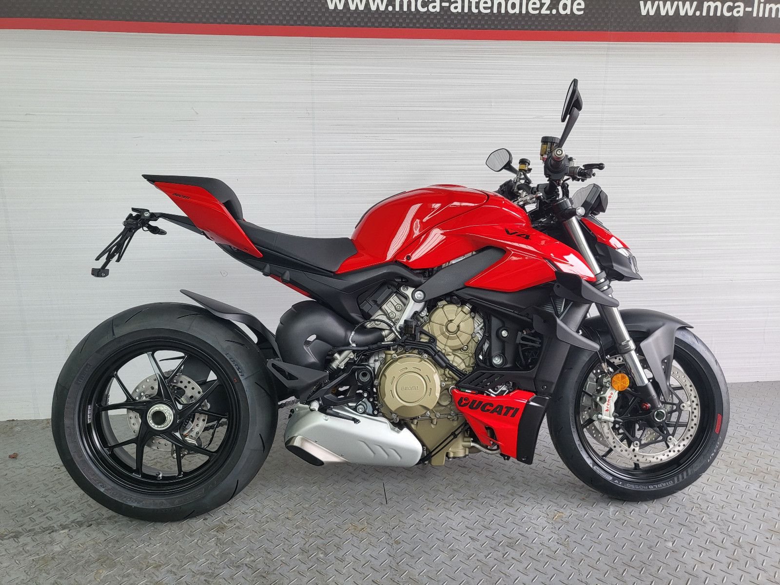 Ducati Streetfighter V4