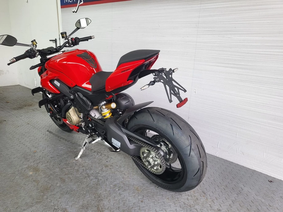 Angebot Ducati Streetfighter V4 Bild 4: Angebot Ducati Streetfighter V4