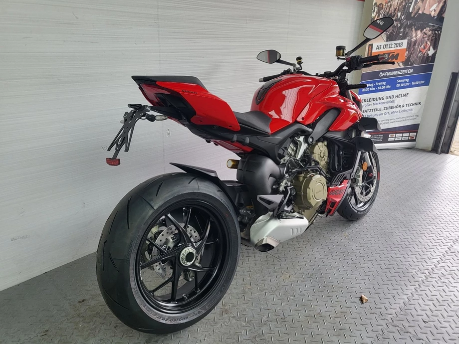 Angebot Ducati Streetfighter V4 Bild 7: Angebot Ducati Streetfighter V4