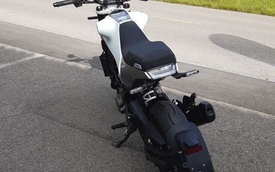 Neufahrzeug Husqvarna Vitpilen 401 - Bild 3 Neufahrzeug Husqvarna Vitpilen 401 - Bild 3