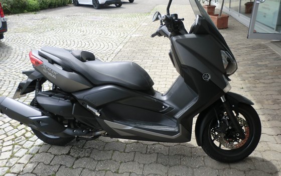 Gebrauchtmotorrad Yamaha XMAX 400 - Bild 2