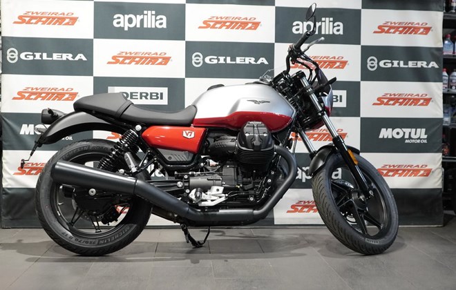 Moto Guzzi V7 Stone Corsa