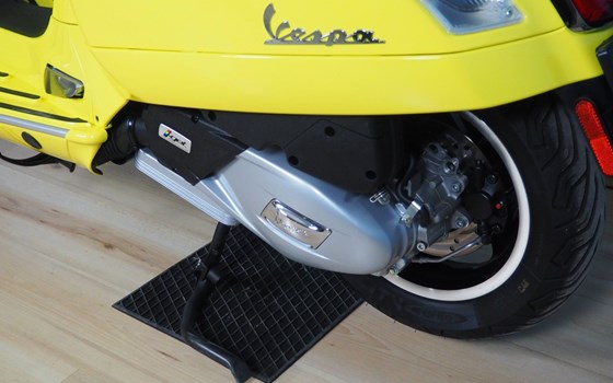 Gebrauchtmotorrad Vespa GTS 125 Super iGET - Bild 10 Gebrauchtmotorrad Vespa GTS 125 Super iGET - Bild 10