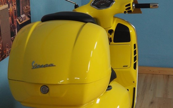 Gebrauchtmotorrad Vespa GTS 125 Super iGET - Bild 24 Gebrauchtmotorrad Vespa GTS 125 Super iGET - Bild 24