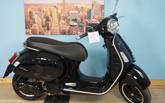 Gebrauchtmotorrad Vespa GTS 125 Super iGET - Bild 15 Gebrauchtmotorrad Vespa GTS 125 Super iGET - Bild 15