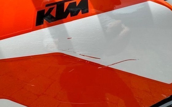 Gebrauchtmotorrad KTM RC 125 - Bild 6 Gebrauchtmotorrad KTM RC 125 - Bild 6