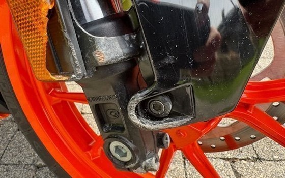 Gebrauchtmotorrad KTM RC 125 - Bild 8 Gebrauchtmotorrad KTM RC 125 - Bild 8
