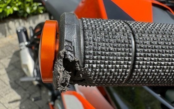 Gebrauchtmotorrad KTM RC 125 - Bild 9 Gebrauchtmotorrad KTM RC 125 - Bild 9