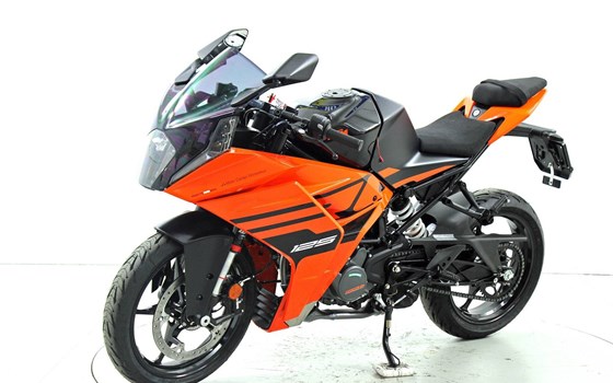 Neufahrzeug KTM RC 125 - Bild 3