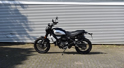 Gebrauchtfahrzeug Ducati Scrambler 1100 Dark PRO