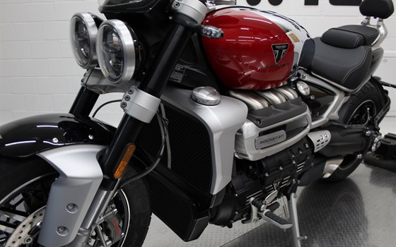 Neufahrzeug Triumph ROCKET 3 GT CHROME EDITION - Bild 6