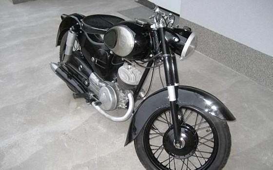Gebrauchtmotorrad Puch 125 SV - Bild 2 Gebrauchtmotorrad Puch 125 SV - Bild 2