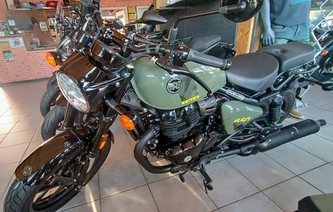 Royal Enfield Shotgun 650