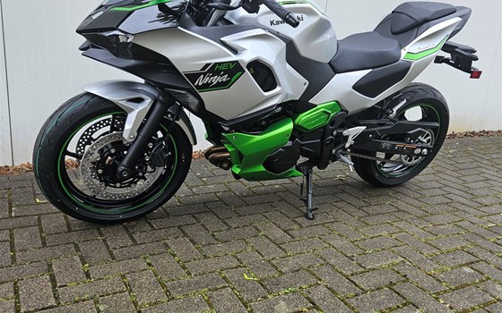 Gebrauchtmotorrad Kawasaki Ninja 7 Hybrid - Bild 10