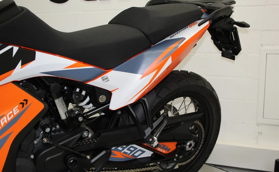 Angebot KTM 890 Adventure Bild 10: Angebot KTM 890 Adventure
