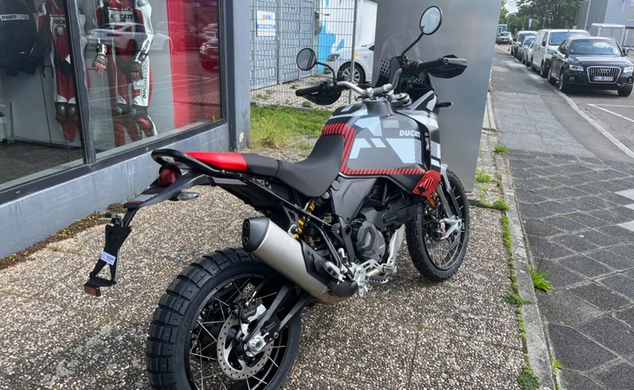 Angebot Ducati DesertX Bild 2: Angebot Ducati DesertX