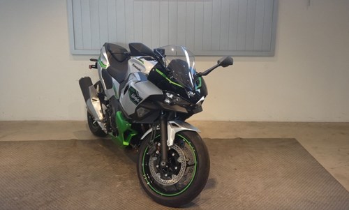 Kawasaki Ninja 7 Hybrid