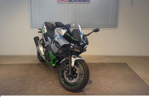Neumotorrad Kawasaki Ninja 7 Hybrid