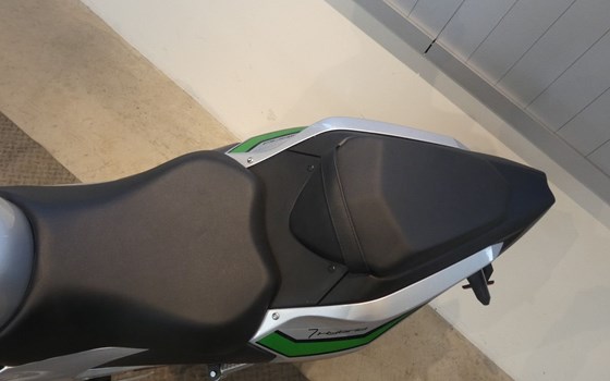 Neufahrzeug Kawasaki Ninja 7 Hybrid - Bild 7