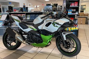 Angebot Kawasaki Ninja 7 Hybrid