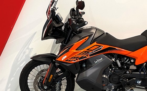 Gebrauchtmotorrad KTM 890 Adventure - Bild 12