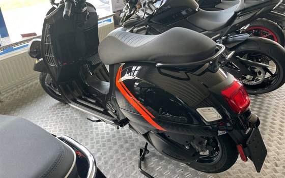 Neufahrzeug Vespa GTV 300 - Bild 6
