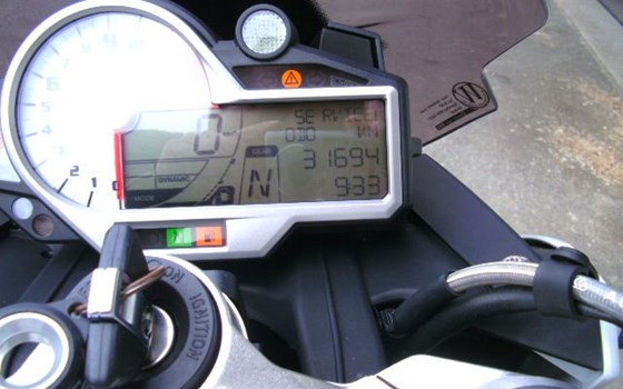 Gebrauchtmotorrad BMW S 1000 R - Bild 5 Gebrauchtmotorrad BMW S 1000 R - Bild 5