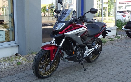 Gebrauchtmotorrad Honda NC750X DCT - Bild 4