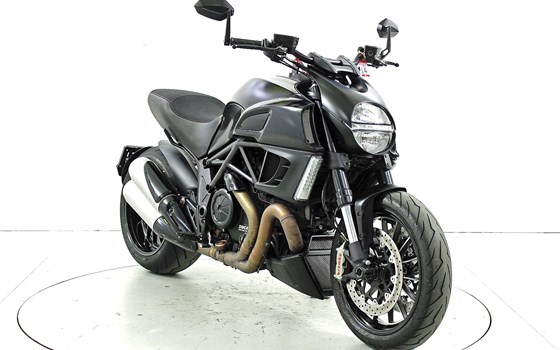 Motorrad Occasion Ducati Diavel 1200 - Bild 2