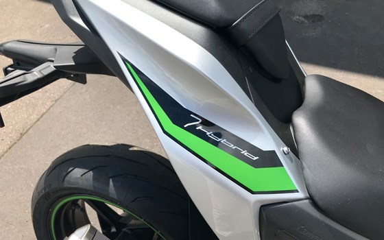 Neufahrzeug Kawasaki Z7 Hybrid - Bild 3