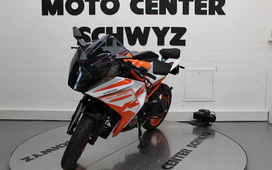 Motorrad Occasion KTM RC 125 - Bild 4
