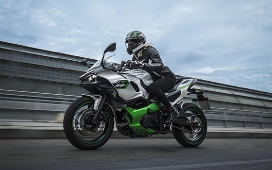 Neufahrzeug Kawasaki Ninja 7 Hybrid - Bild 10