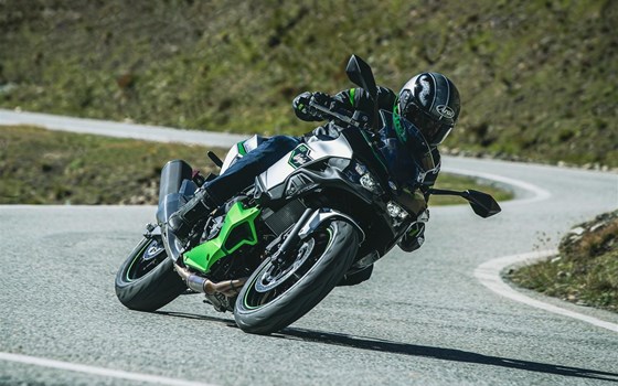 Neufahrzeug Kawasaki Ninja 7 Hybrid - Bild 12