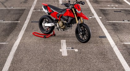 Neumotorrad Ducati Hypermotard 698 Mono