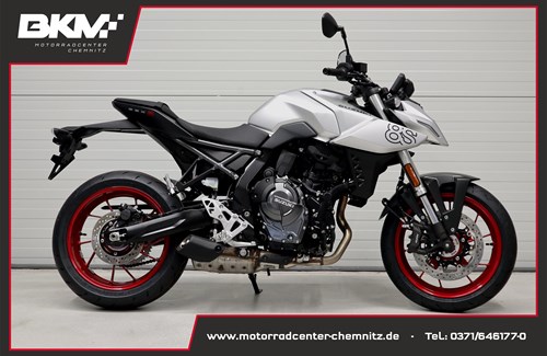 Neumotorrad Suzuki GSX-8S