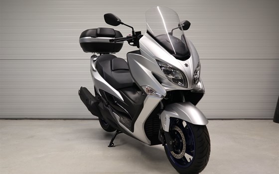 Neufahrzeug Suzuki Burgman 400 - Bild 4