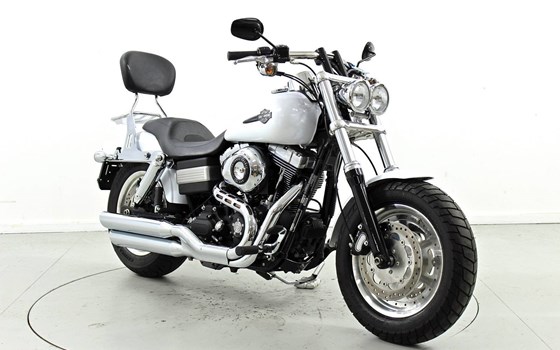 Motorrad Occasion Harley-Davidson Dyna Fat Bob FXDF - Bild 2