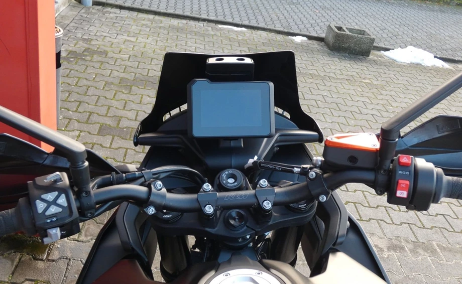 Angebot KTM 890 SMT Bild 7: Angebot KTM 890 SMT