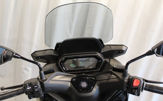 Gebrauchtmotorrad Yamaha XMAX 300 - Bild 10