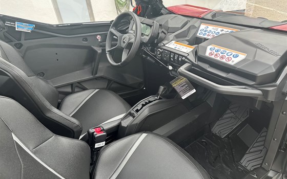 Neufahrzeug Can-Am Maverick Sport DPS 1000R T - Bild 10 Neufahrzeug Can-Am Maverick Sport DPS 1000R T - Bild 10